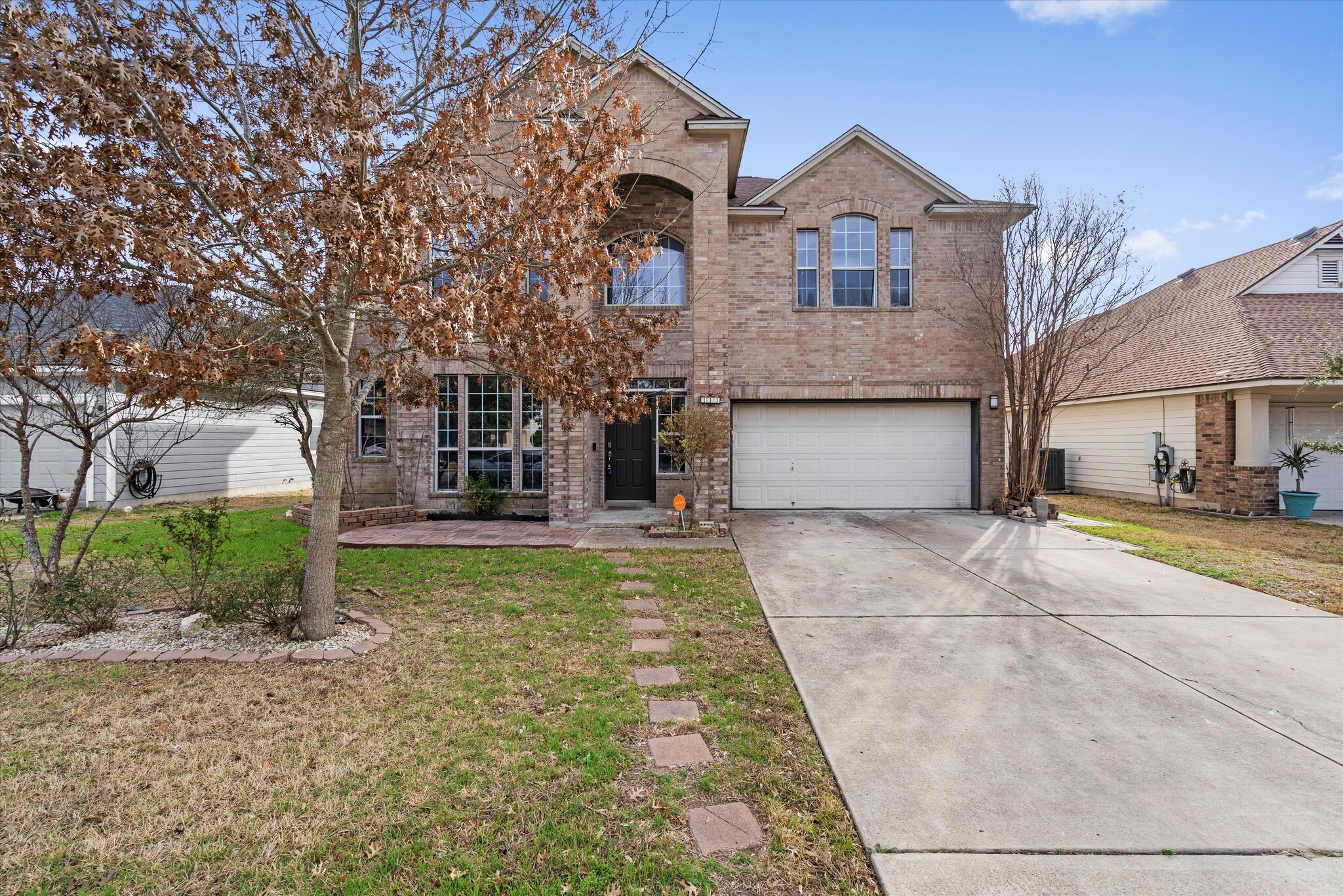 113 Holmstrom St, Hutto, TX for Sale