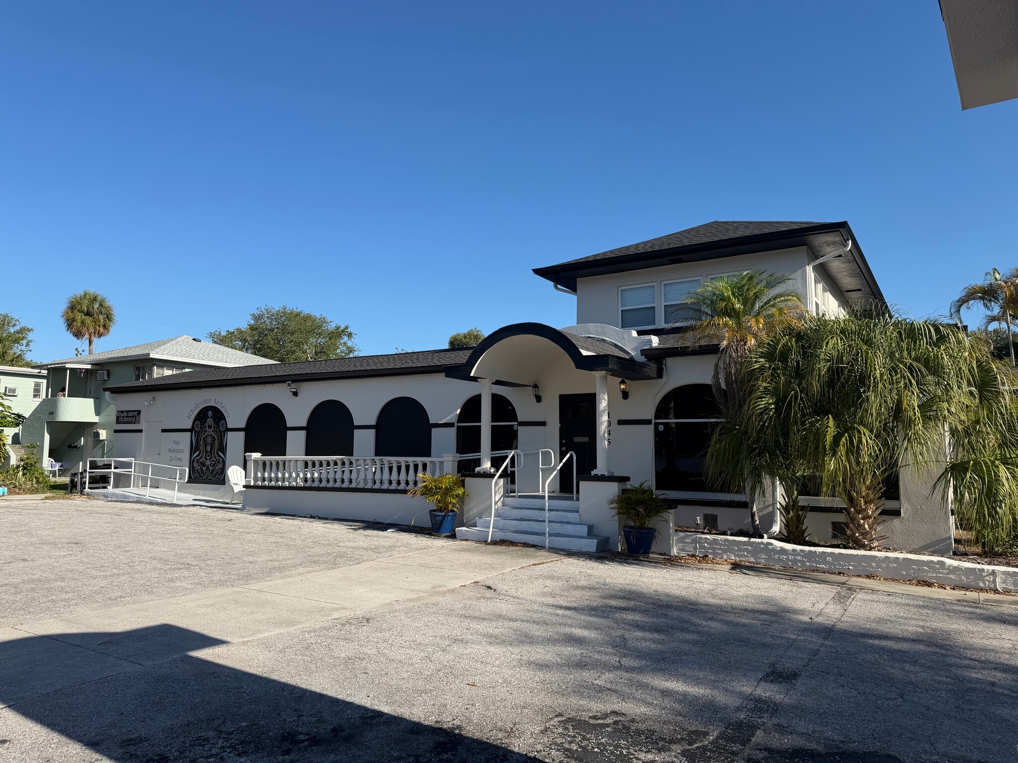 1045 9th Ave N, Saint Petersburg, FL for Rent