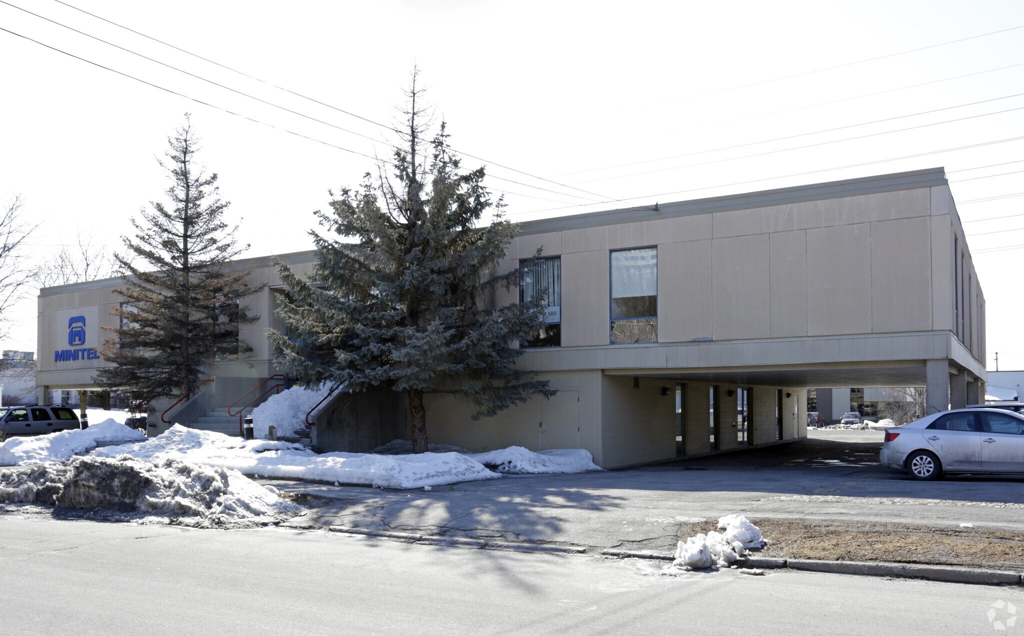1775 Courtwood Cres, Ottawa, ON for Rent