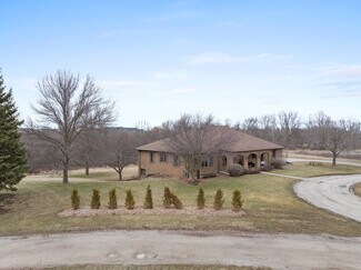 De Pere, WI Commercial Land - 2108 Lawrence Dr
