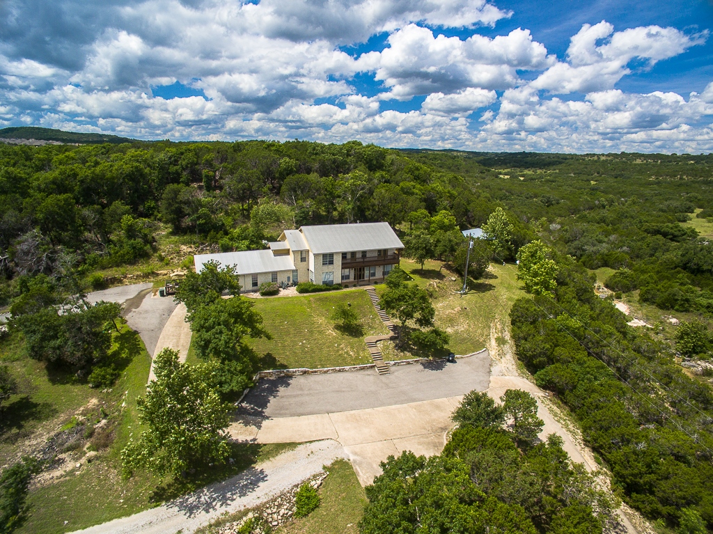 19019 TX-71, Spicewood, TX for Rent