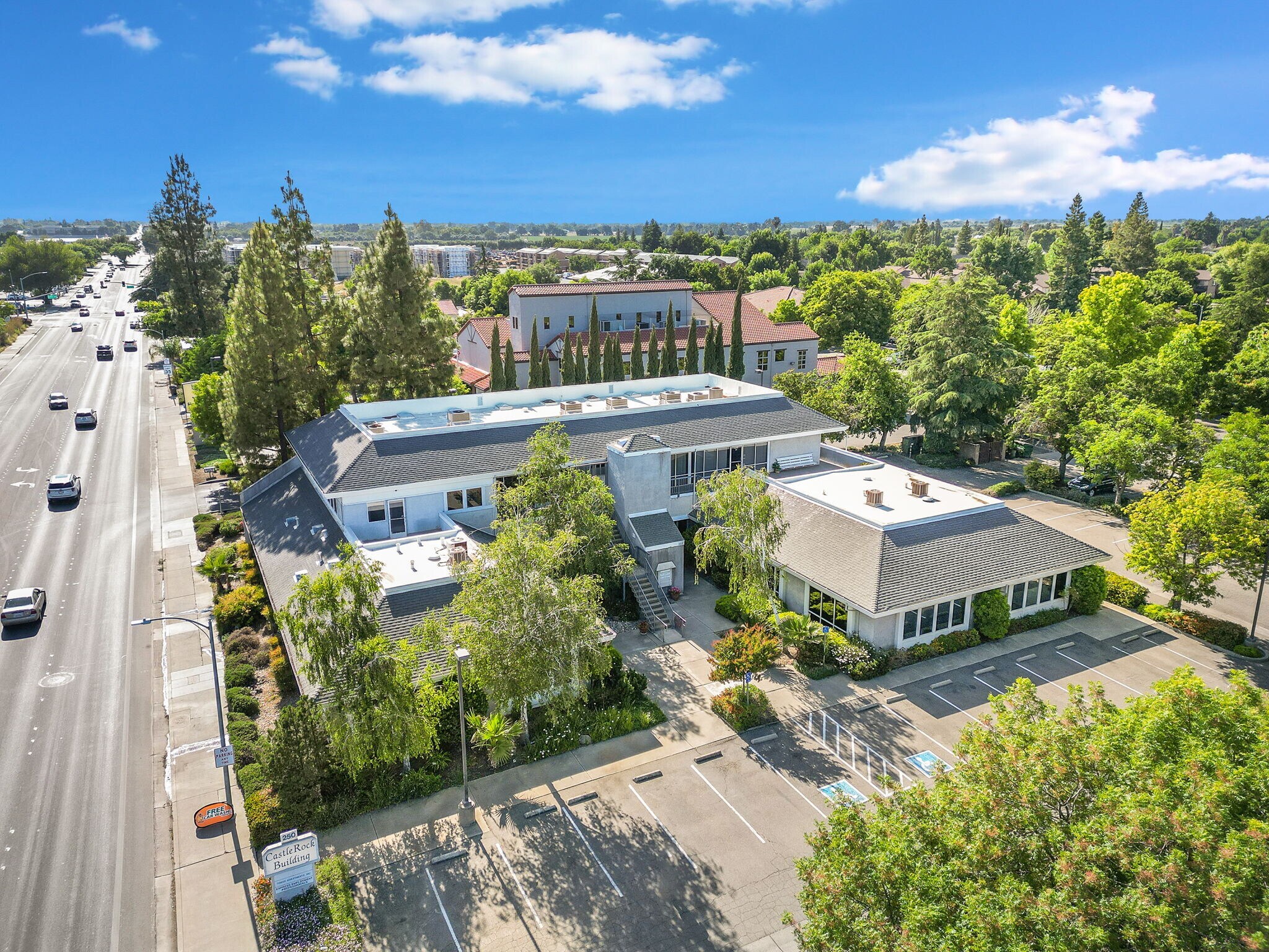 250 W Main St, Woodland, CA for Rent