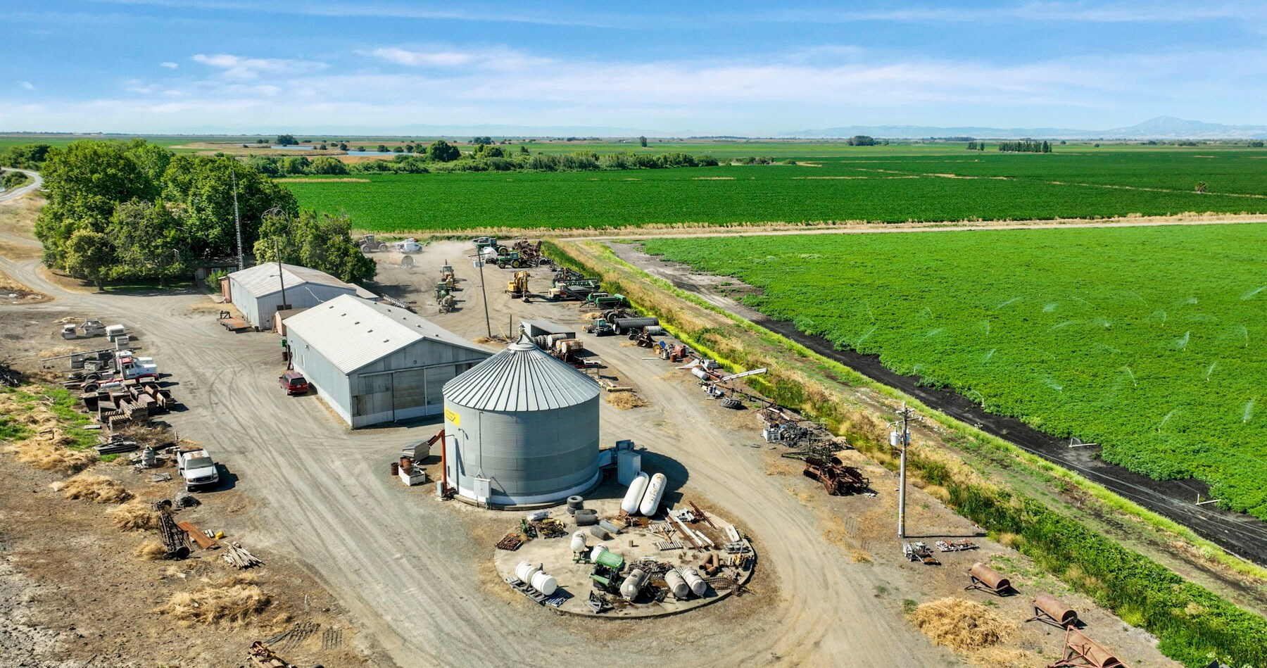 19701 Tyler Island Rd, Walnut Grove, CA for Sale