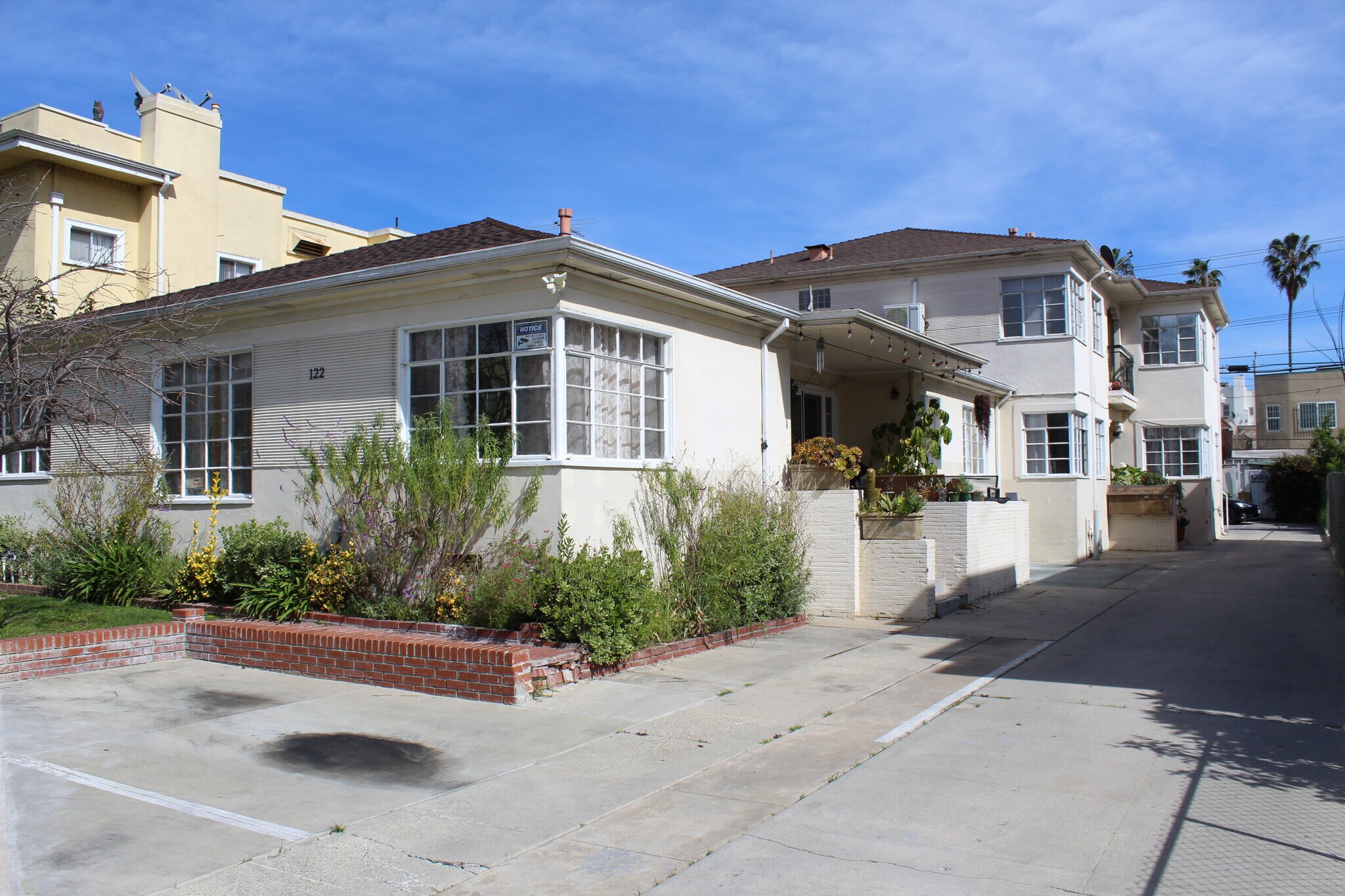 122-126 1/2 S Berendo St, Los Angeles, CA for Sale