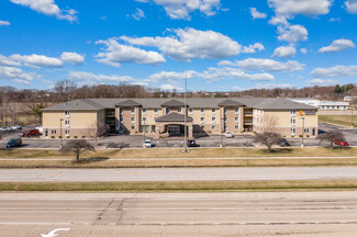 Springfield, IL Hospitality - 3675 S 6th St