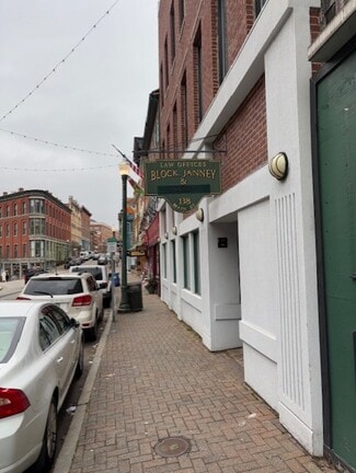 Norwich, CT Office/Retail - 138-146 Main St