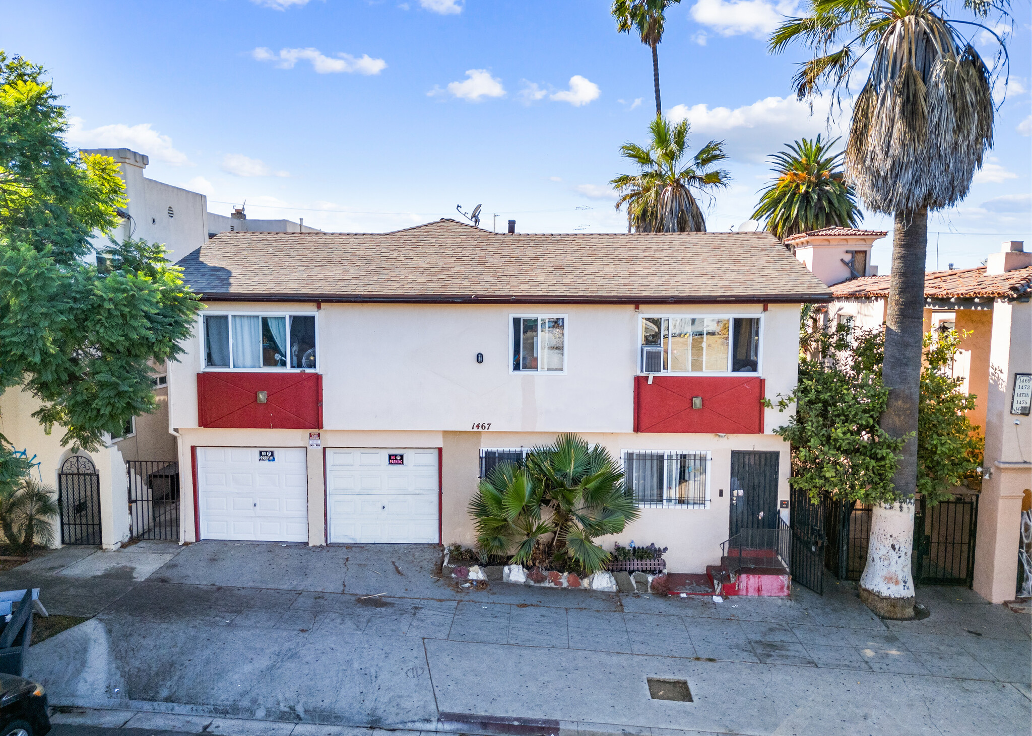 1467 Cedar Ave, Long Beach, CA for Sale