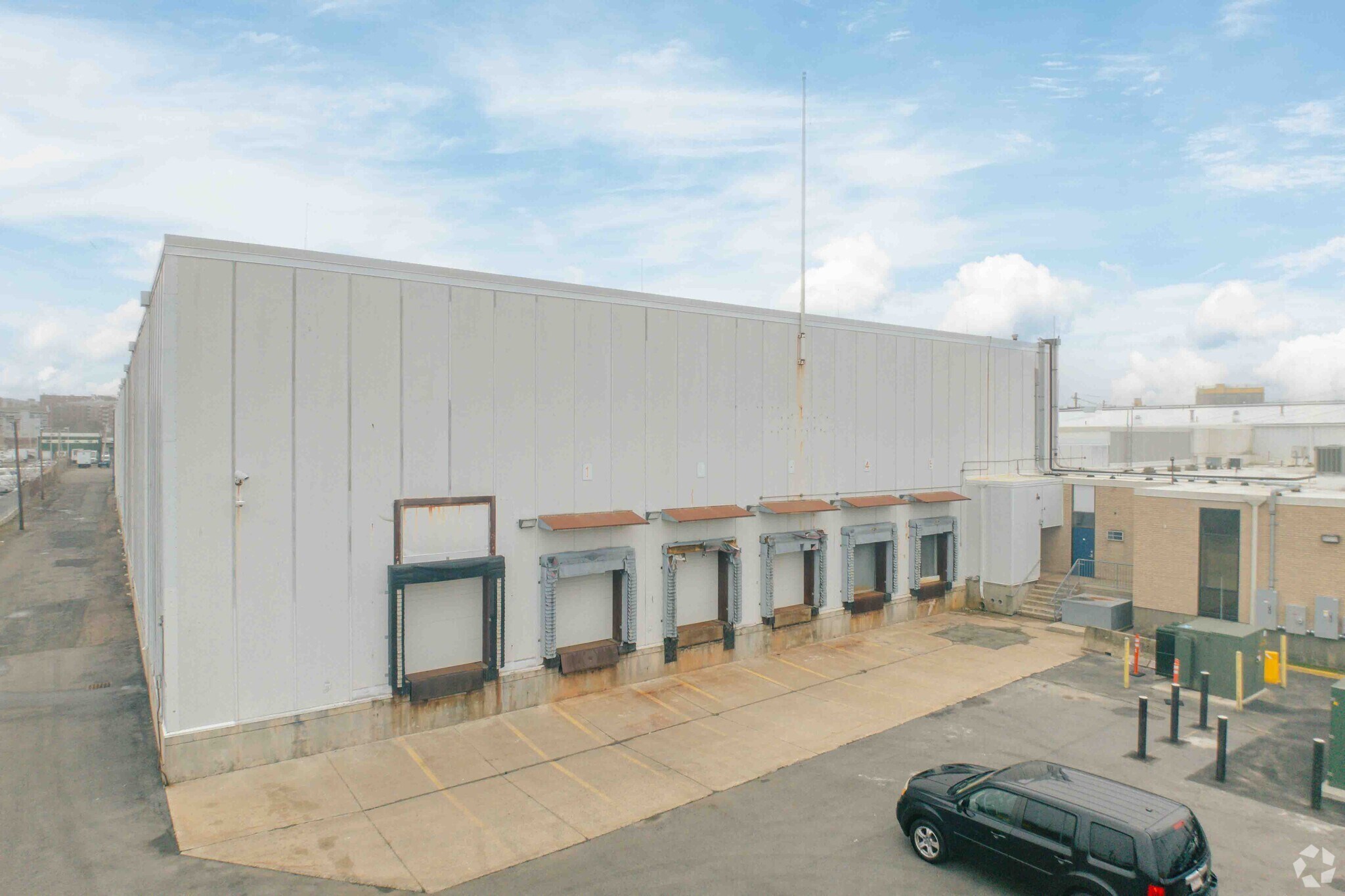 201 Beacham St, Everett, MA for Rent