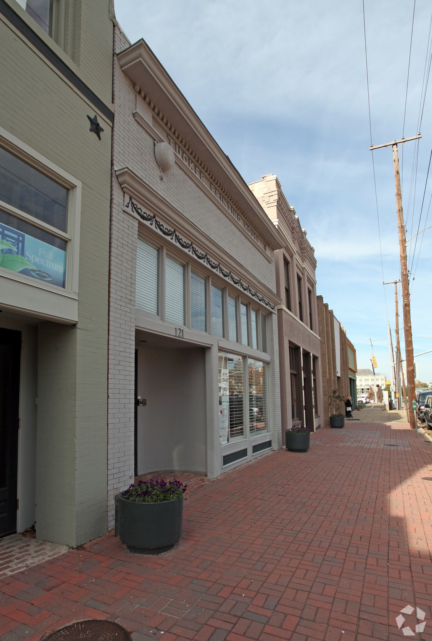 117-121 N State St, Jackson, MS for Rent