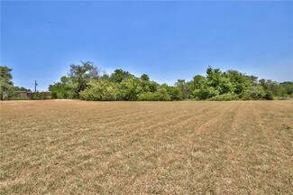 Grand Prairie, TX Commercial Land - 910 S State Highway 161