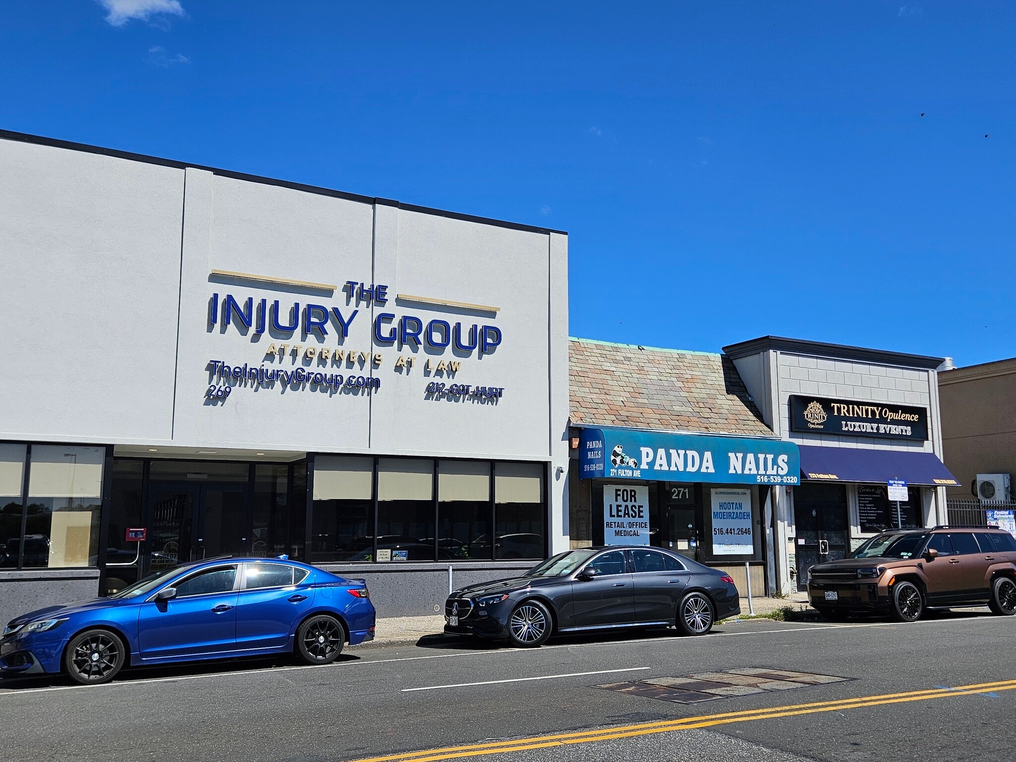271-273 Fulton Ave, Hempstead, NY for Rent