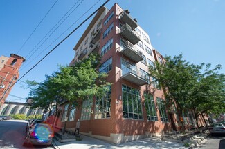 Chicago, IL Office/Residential - 824 W Superior St Chicago, IL Office/Residential - 824 W Superior St