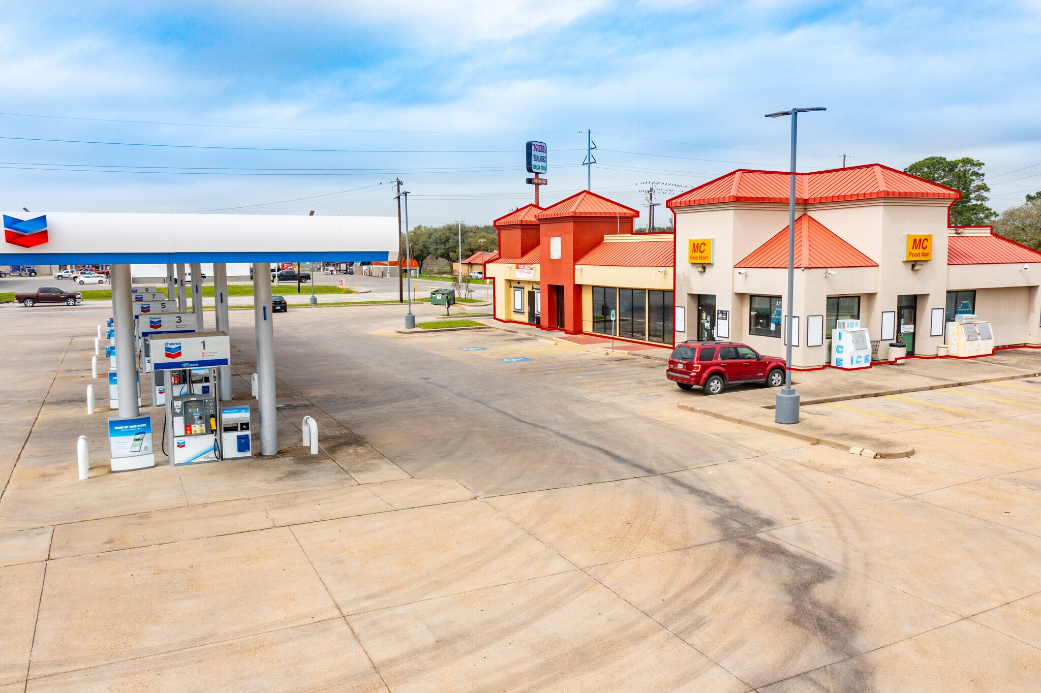 1721 S Mechanic St, El Campo, TX for Rent