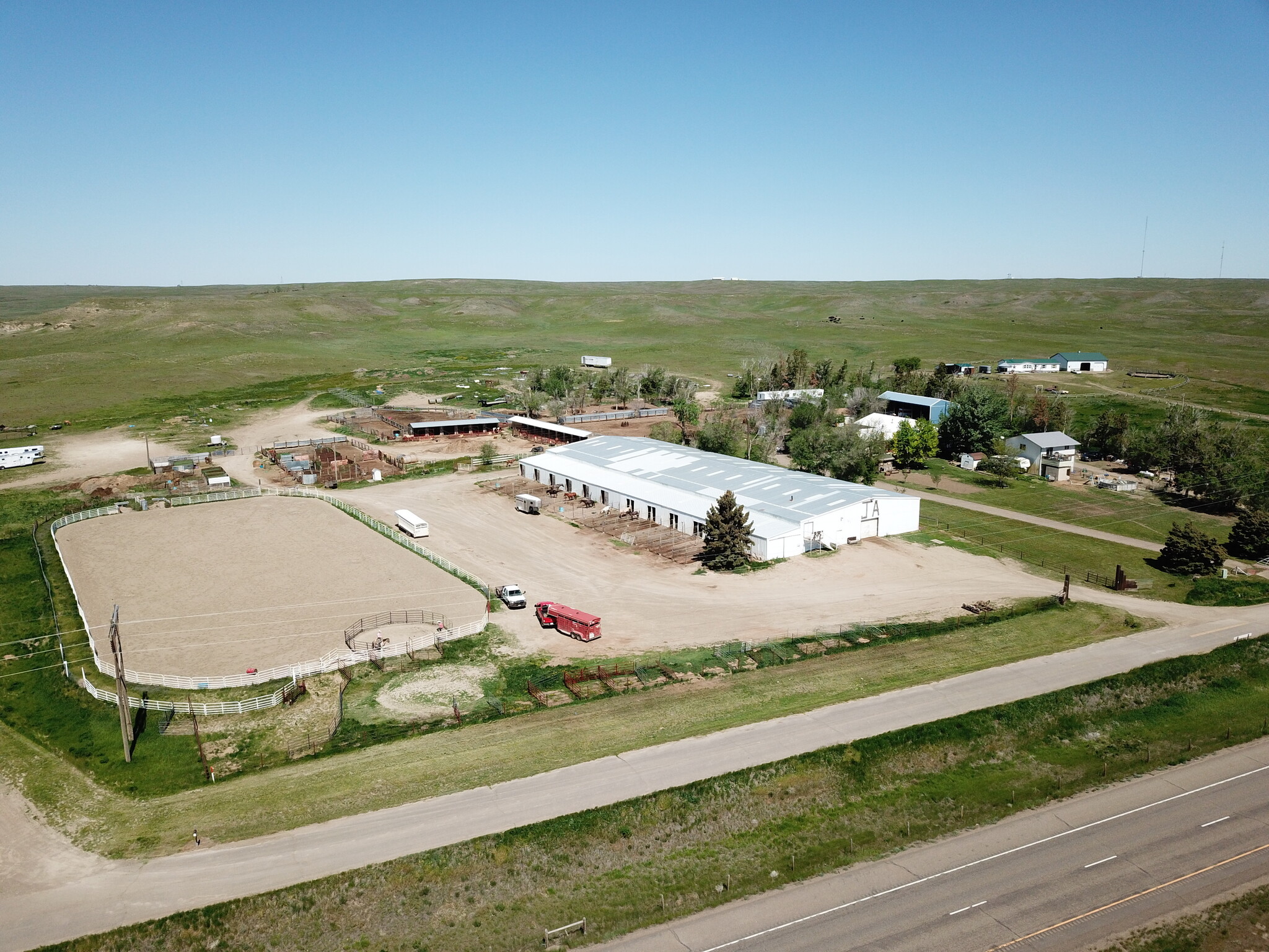 147 Road 240, Glendive, MT for Sale
