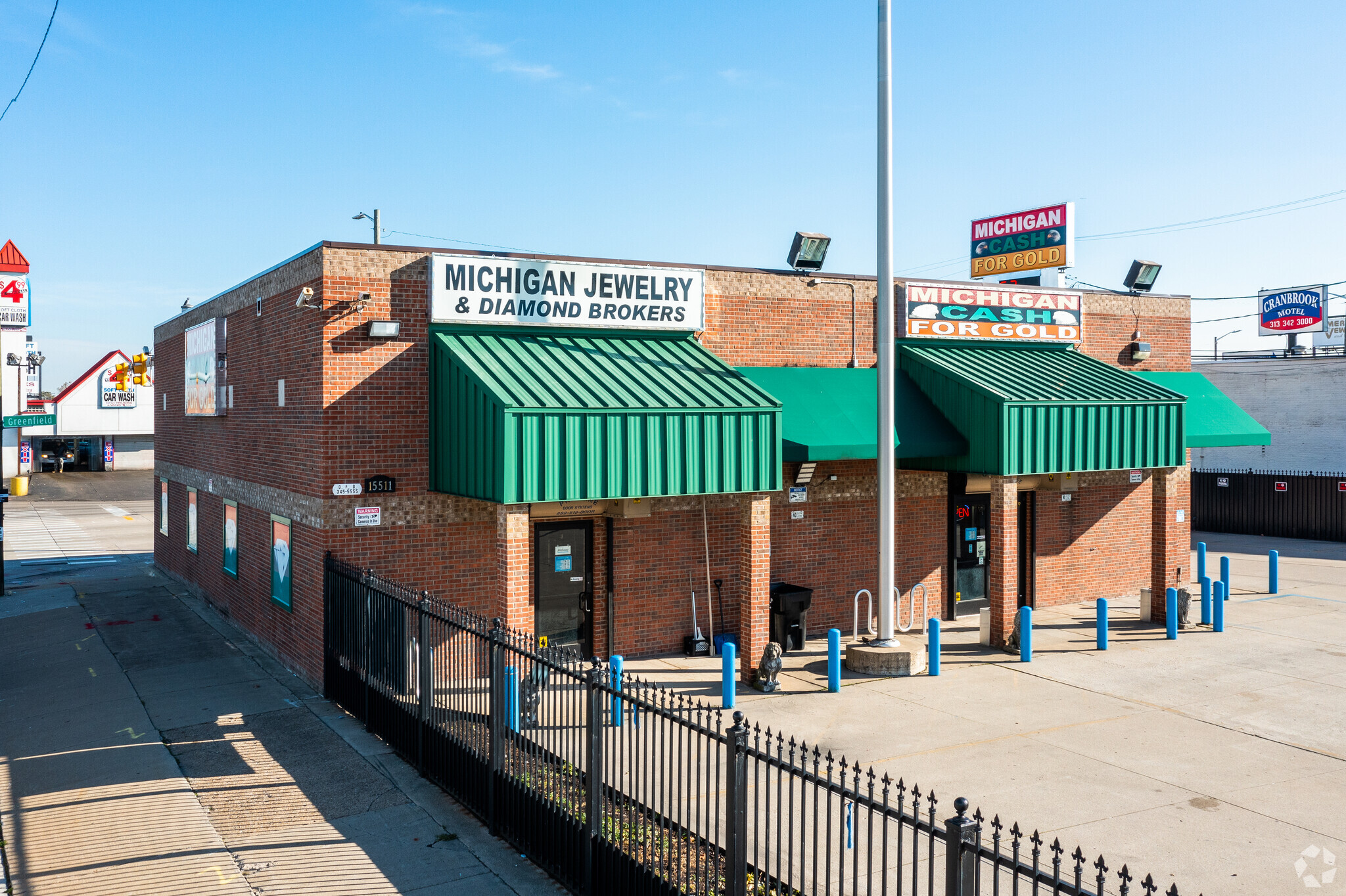 15511 W 8 Mile Rd, Detroit, MI for Sale