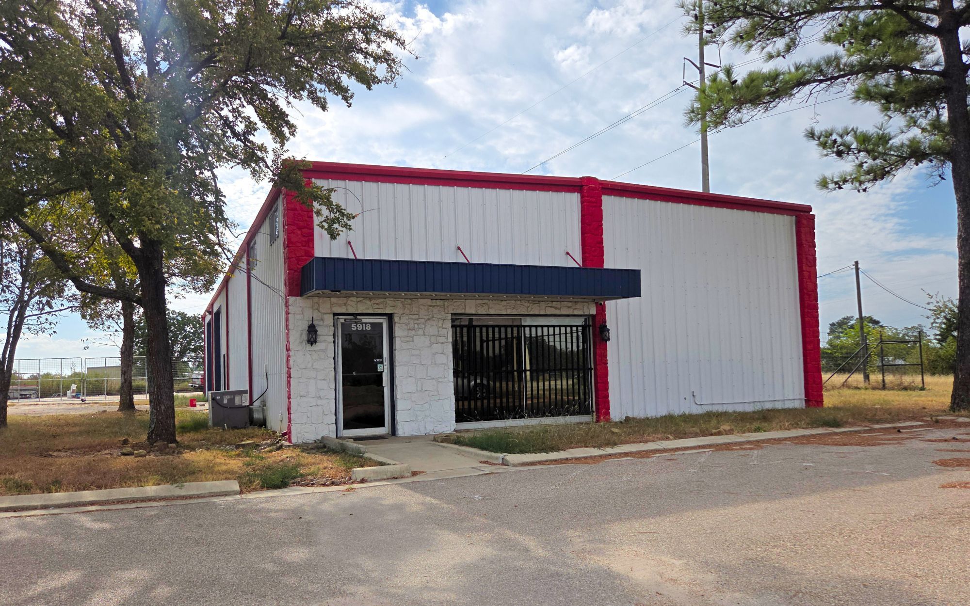 5918 E State Highway 21, Bryan, TX for Rent