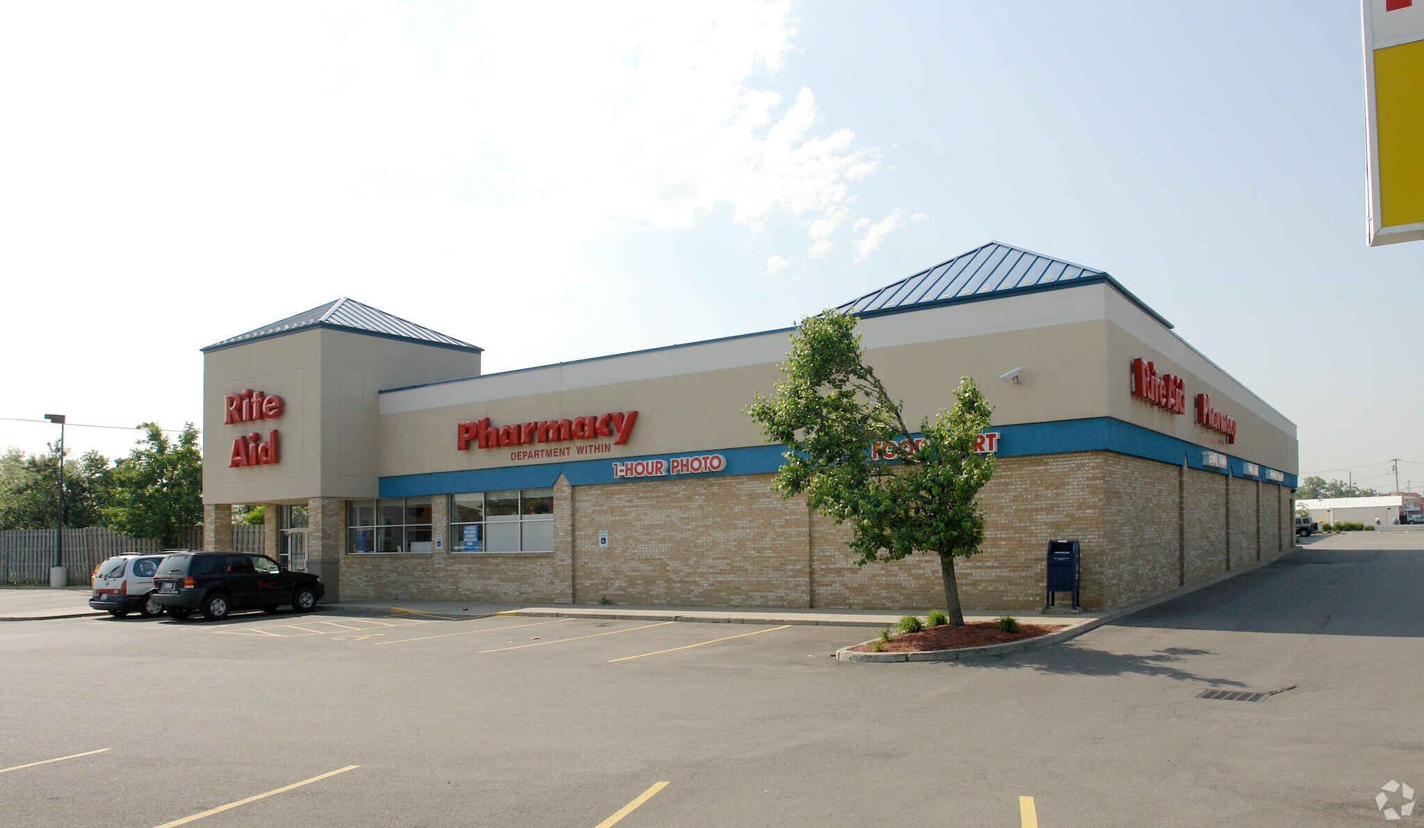 2887 Harlem Rd Buffalo, NY 14225 Retail Property for Lease on