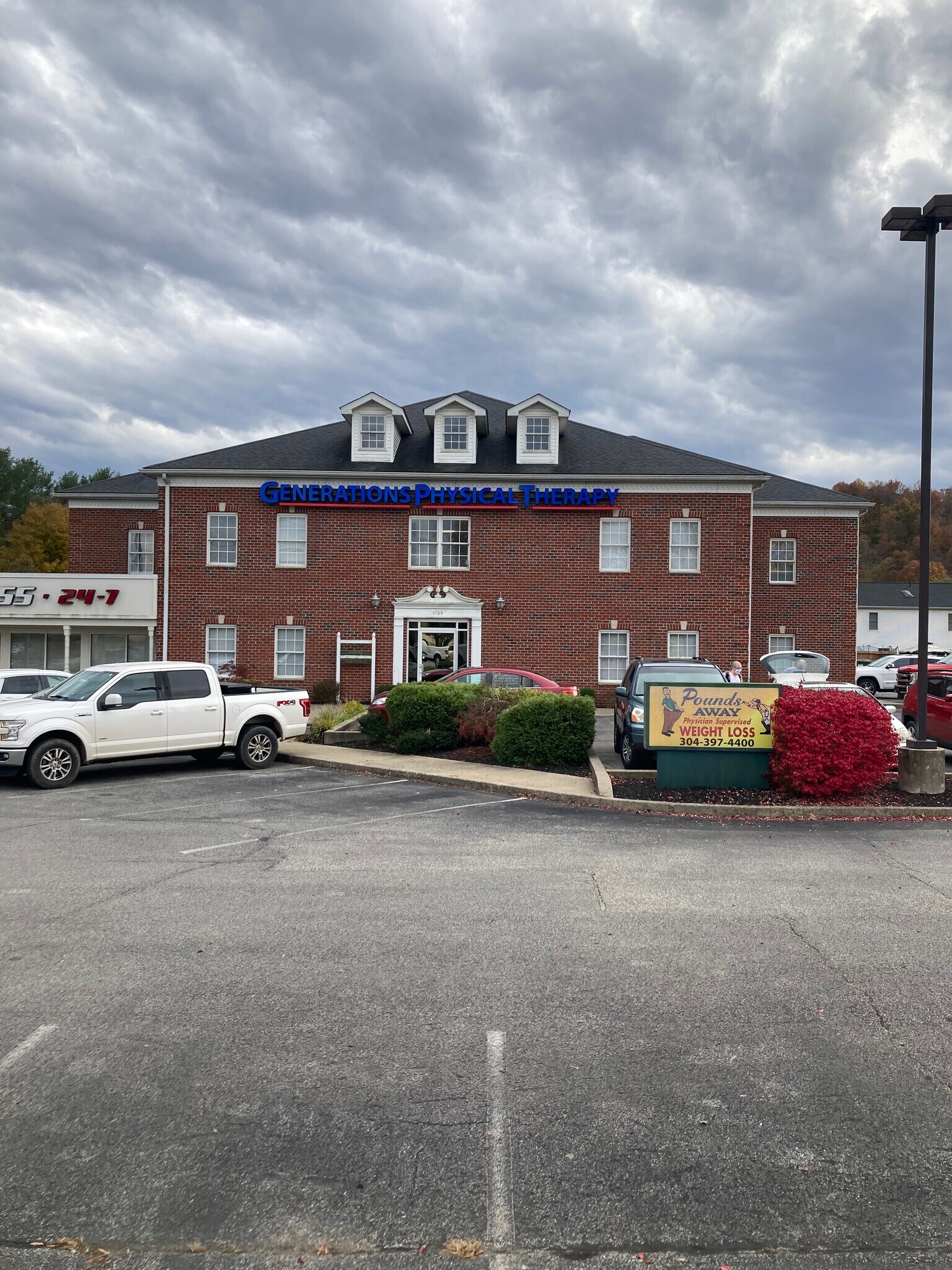 3705 Teays Valley Rd, Hurricane, WV for Rent