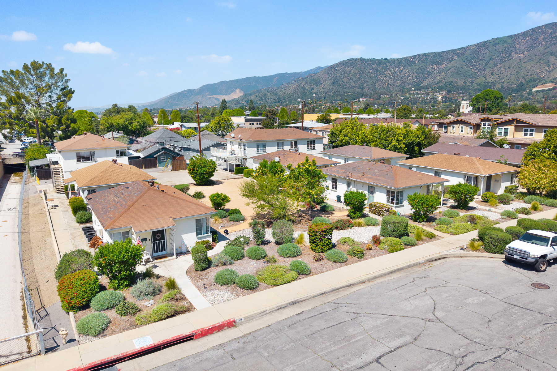 121-137 N Wabash Ave, Glendora, CA for Sale