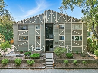 Spokane, WA Apartments - 1711 W 10th Ave
