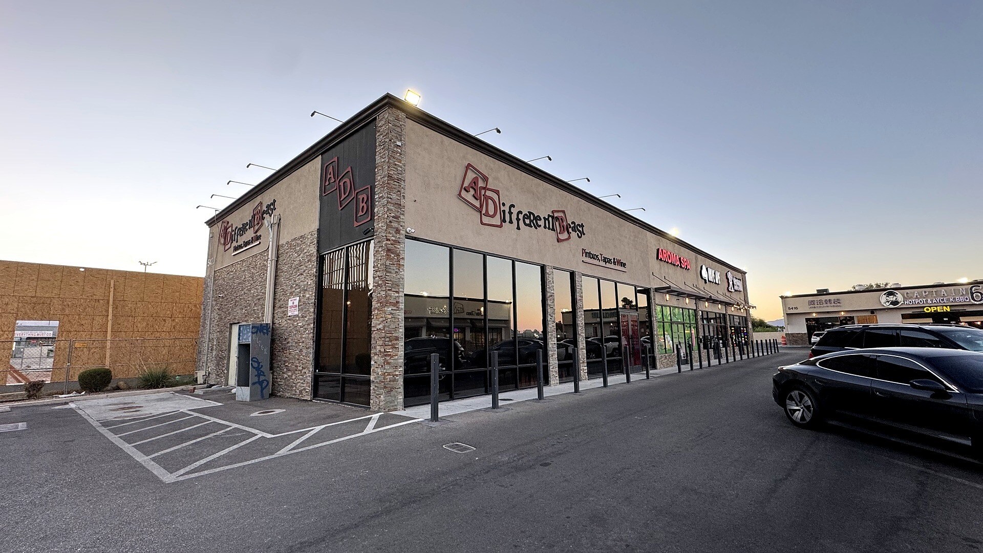 5410-5420 Spring Mountain Rd, Las Vegas, NV for Rent
