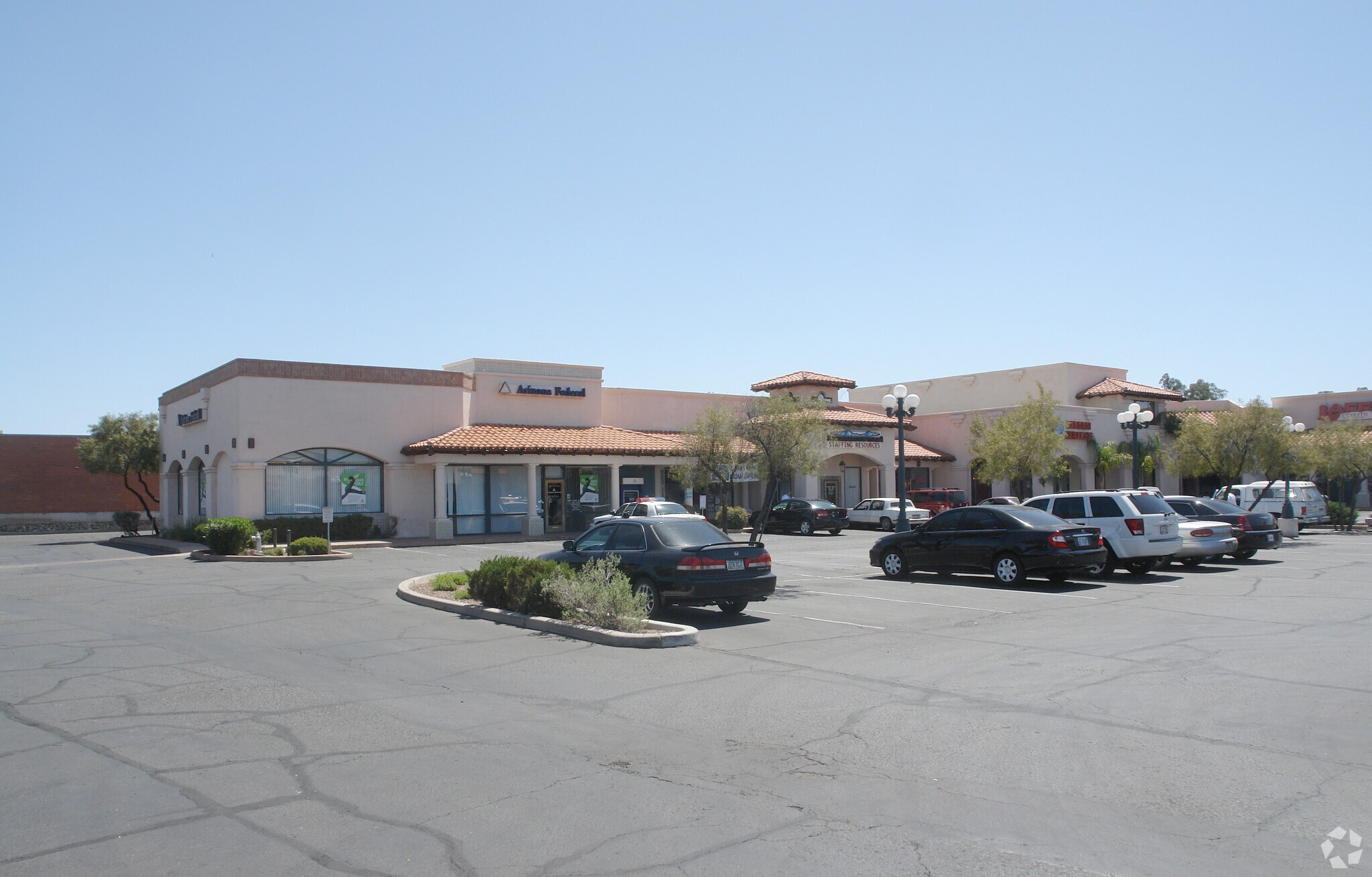 2900 E Broadway Blvd Tucson, AZ 85716 Shopping Center Property for