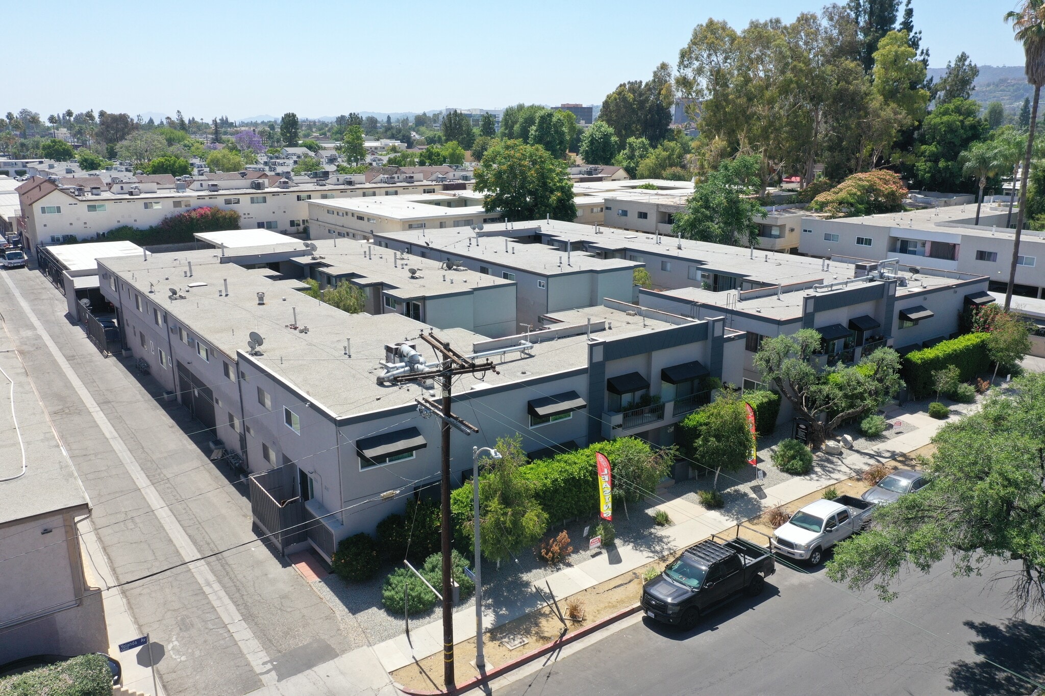 5720 Yolanda Ave, Tarzana, CA for Sale
