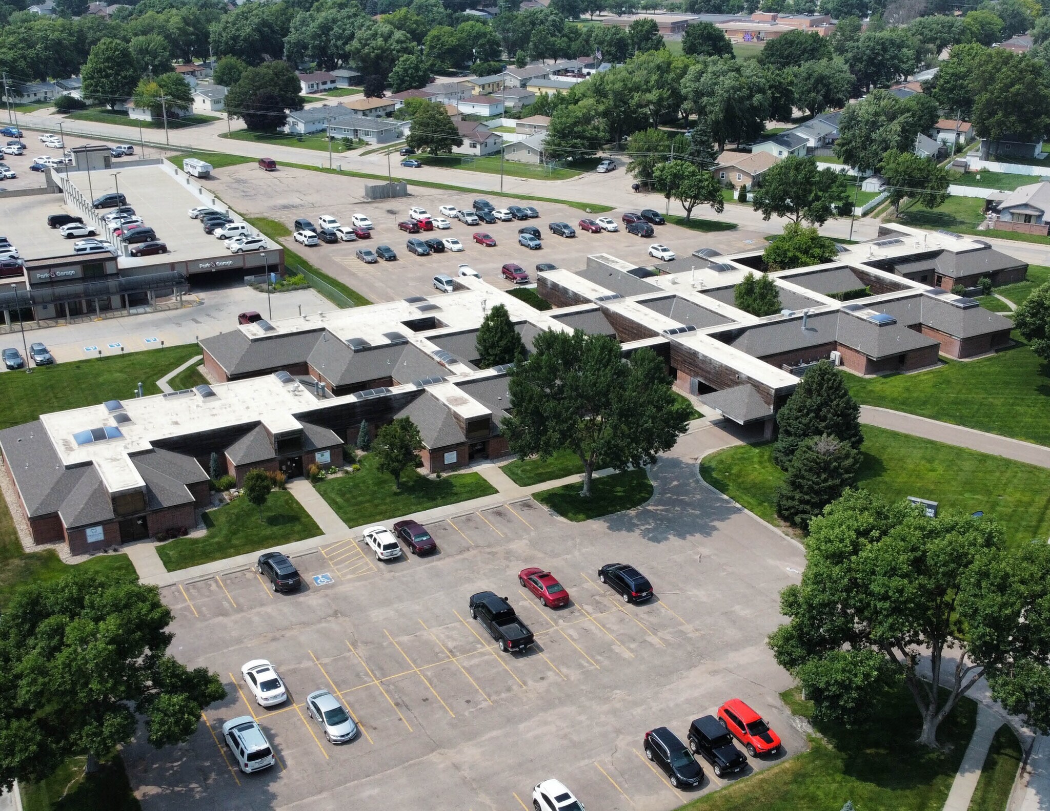 908 N Howard Ave, Grand Island, NE for Rent