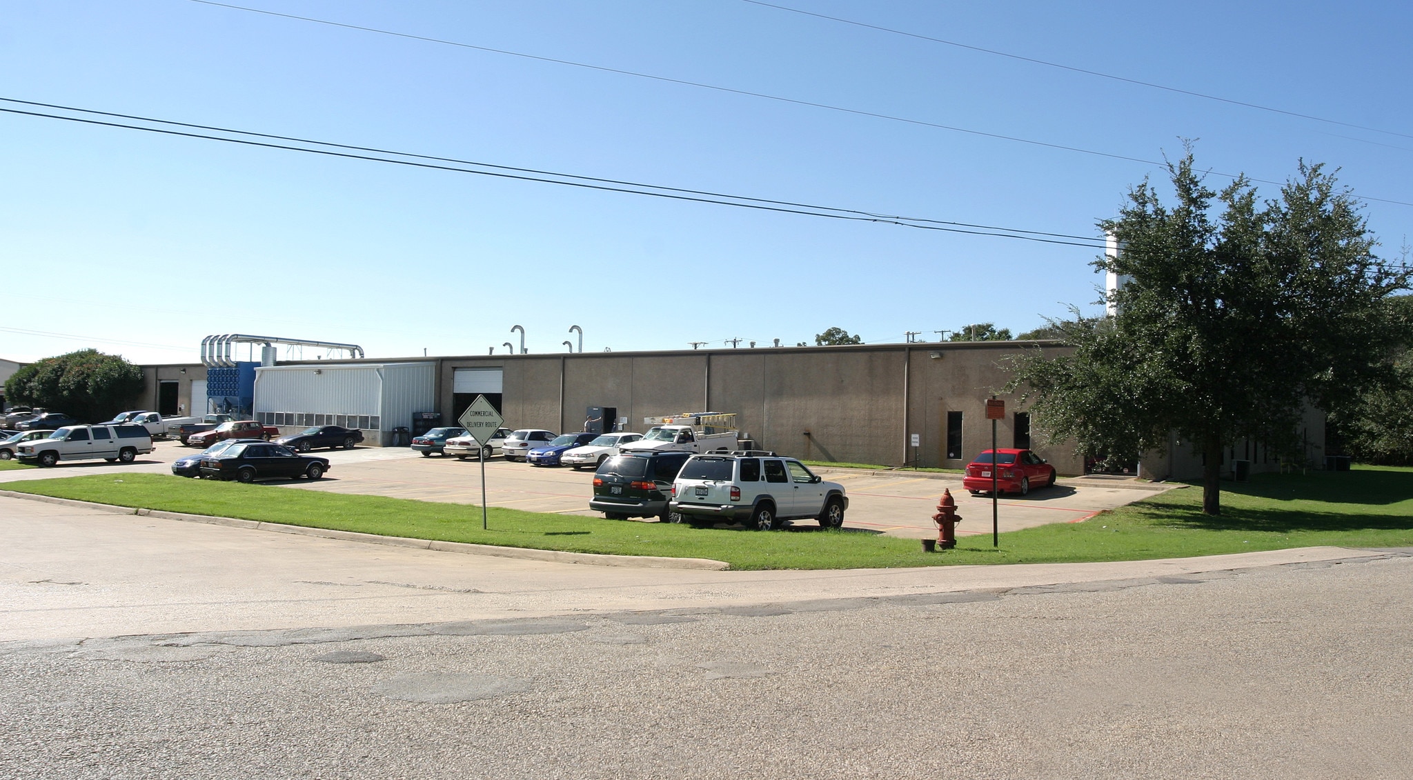 695 Tower Dr, Kennedale, TX for Sale