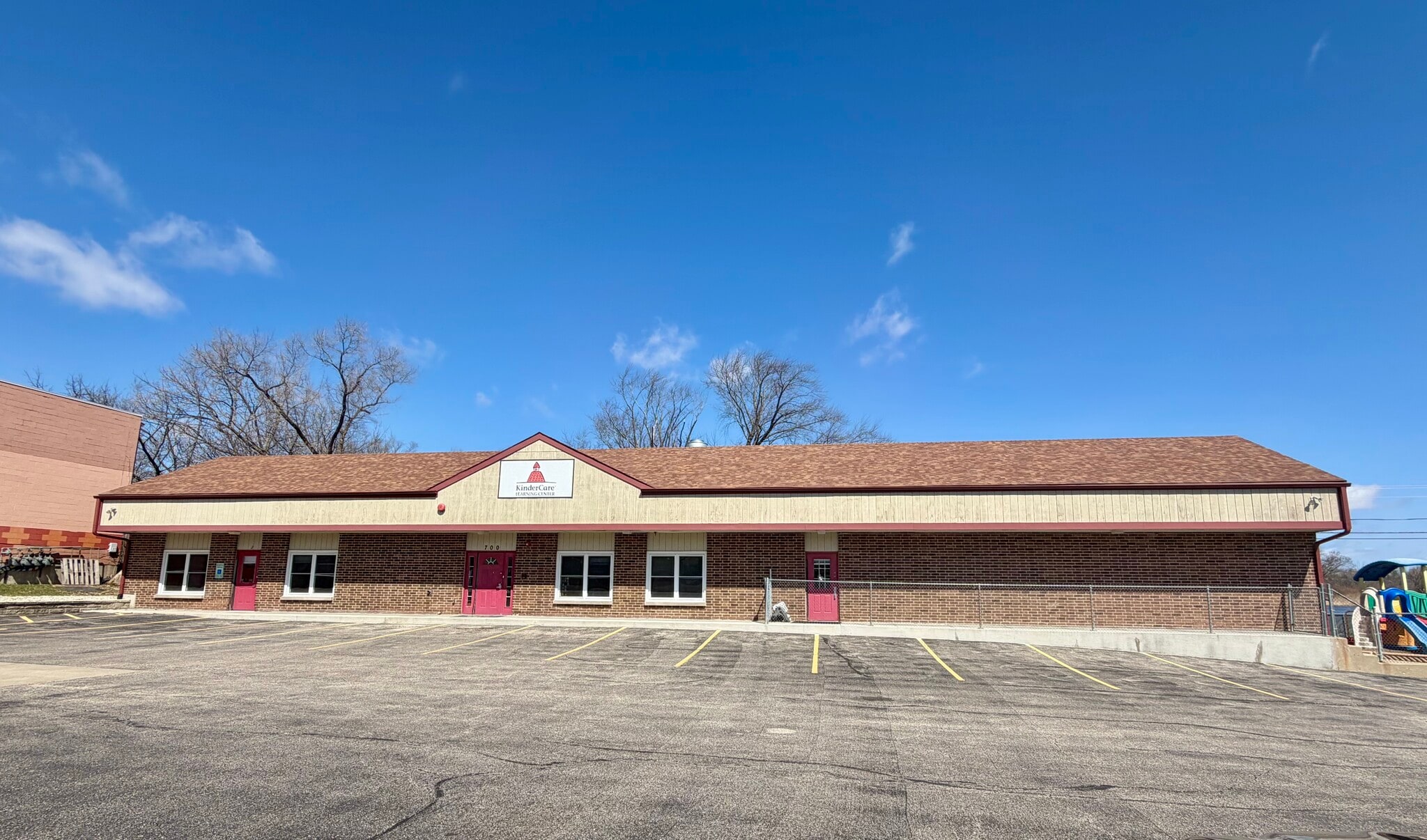 700 W Rollins Rd, Round Lake Beach, IL for Rent