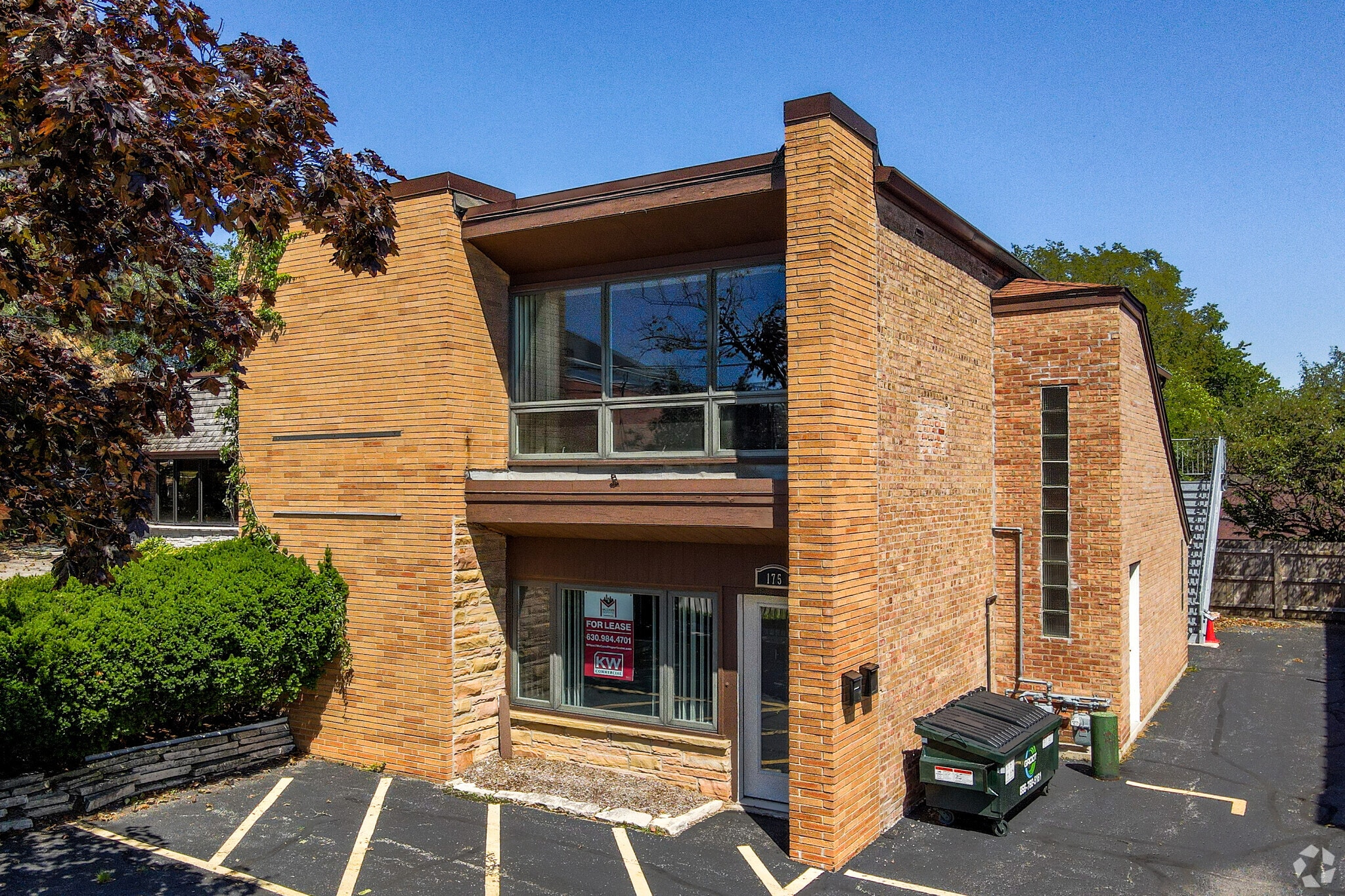 175 N Washington St, Wheaton, IL for Sale