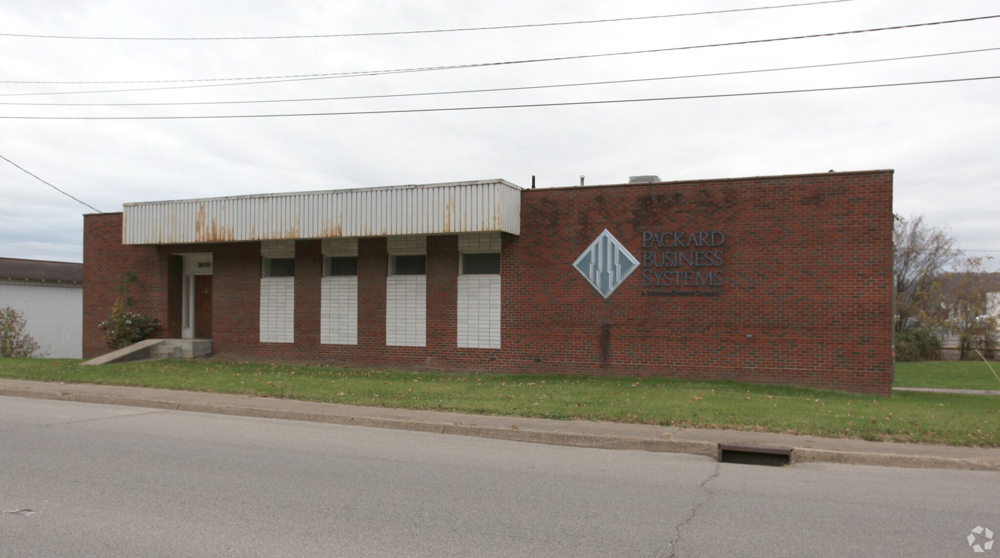 3619 7th Ave Charleston, WV 25387 Retail Property for Sale on