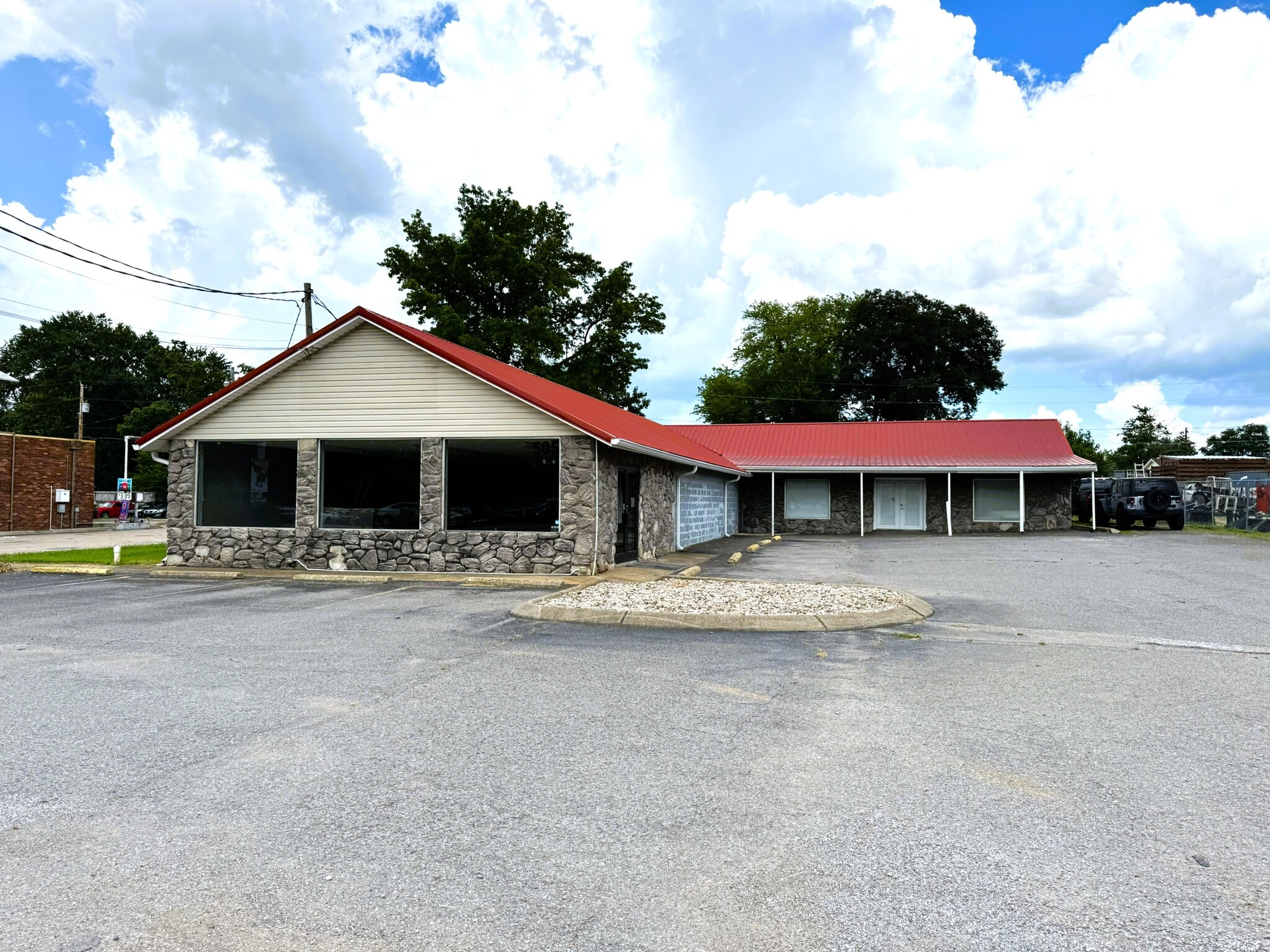 503-505 N Broadway, Portland, TN for Sale