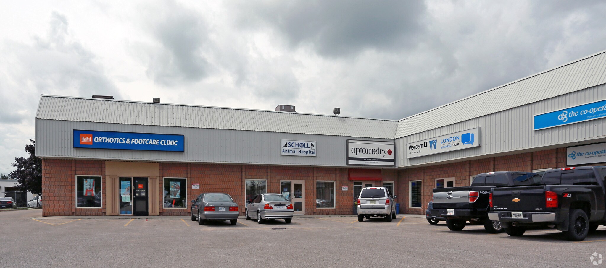 1900 Hyde Park Rd, London, ON for Rent