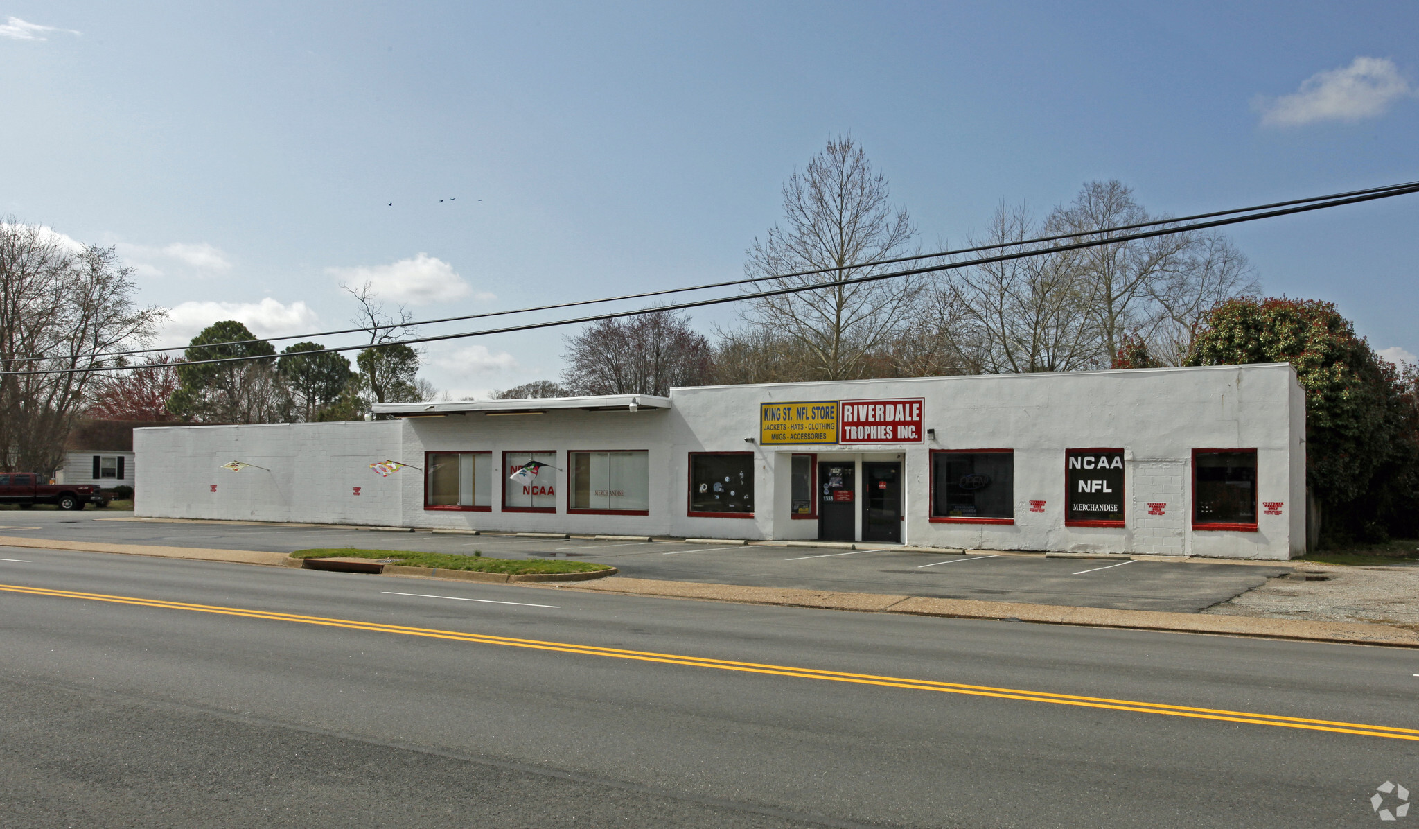 1333 N King St, Hampton, VA for Sale
