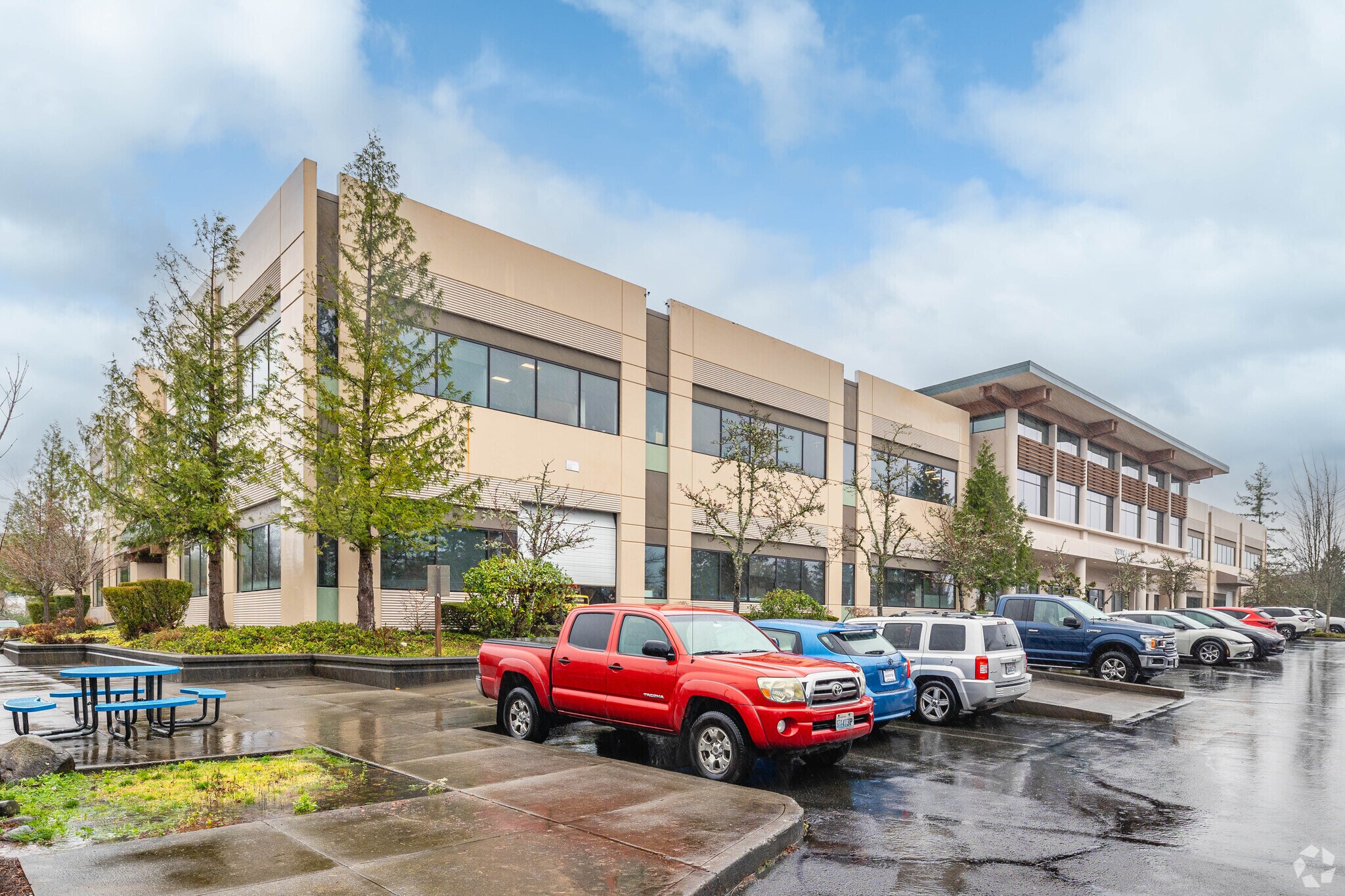 8226-8304 Bracken Pl SE, Snoqualmie, WA for Rent