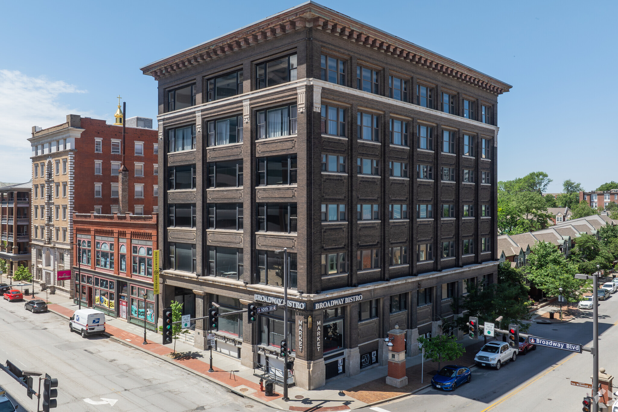 1000 Broadway Blvd, Kansas City, MO for Rent