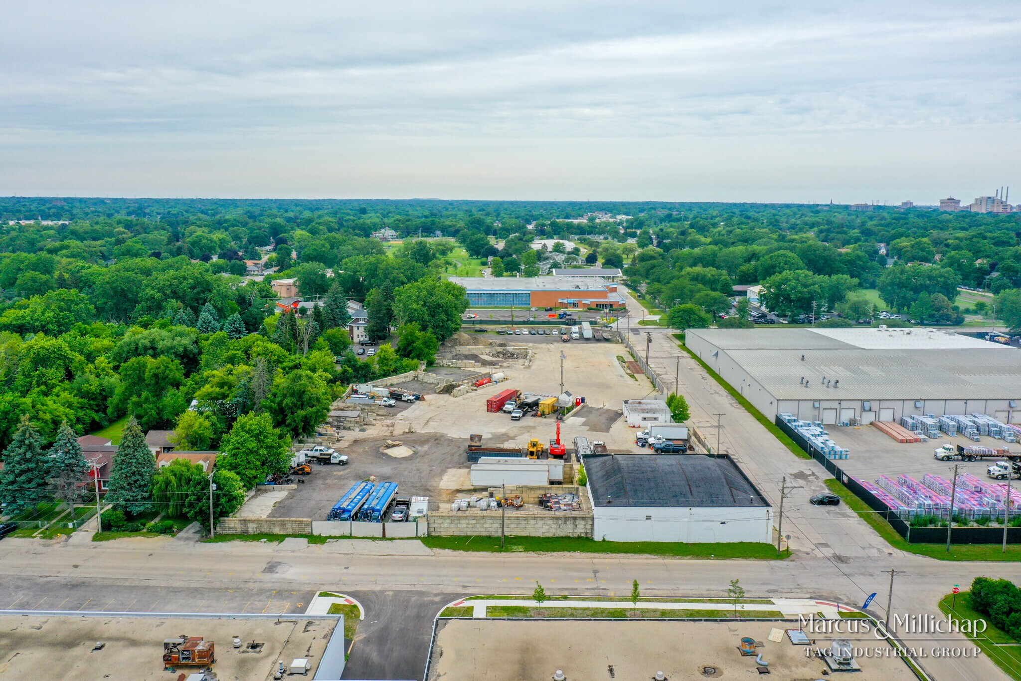 1020 Elizabeth Ave, Waukegan, IL for Sale