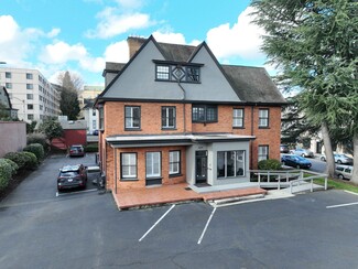 Portland, OR undefined - 829 NW 19th Ave