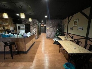 Hoffman Estates, IL Retail - 2306-2332 Hassell Rd