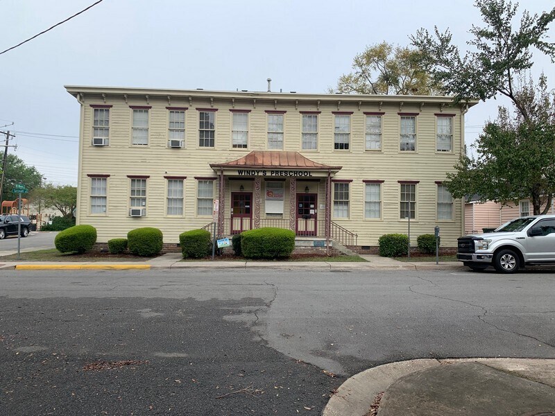 429 Tattnall St, Savannah, GA for Sale