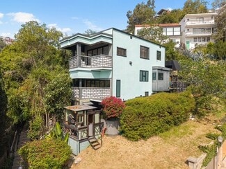 Los Angeles, CA Multi-Family - 6871 Los Altos Pl