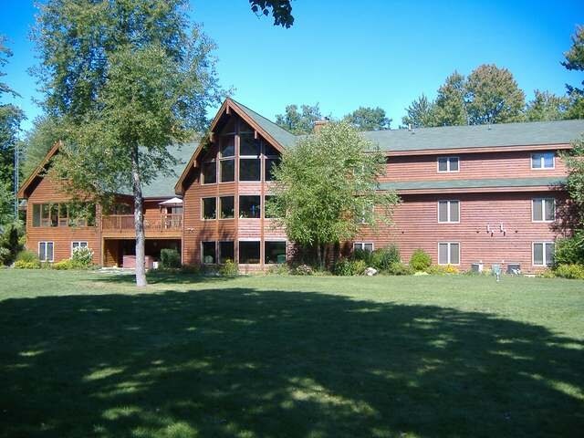 355 Mannsiding Rd, Harrison, MI for Sale