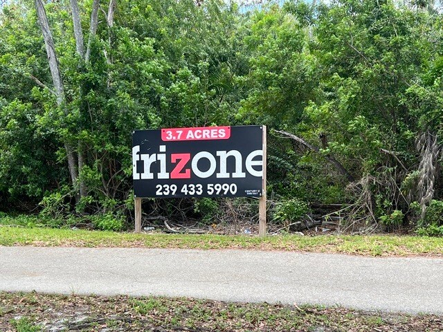 7910 Gladiolus Dr, Fort Myers, FL for Sale