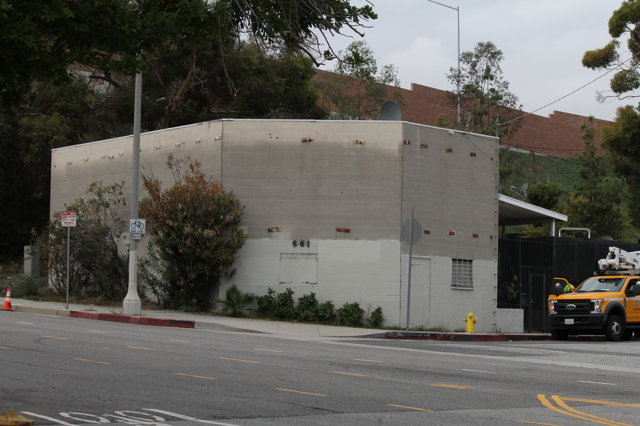 661 N Pacific Ave, San Pedro, CA for Sale