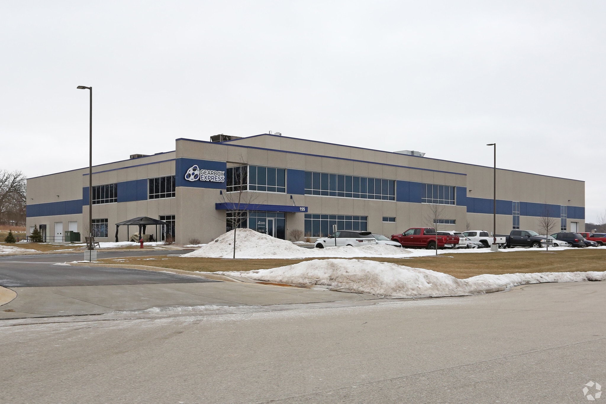 155 W Dewey Dr, Mukwonago, WI for Sale