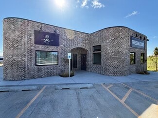 Oklahoma City, OK Coworking Space - 8100 Silver Crossing Xing