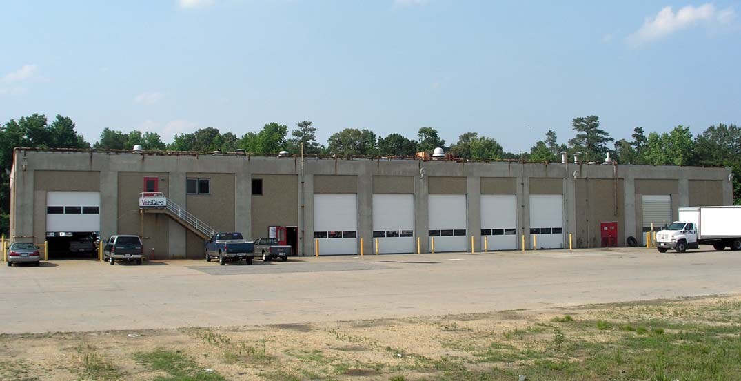 1301 W Hundred Rd, Chester, VA for Rent