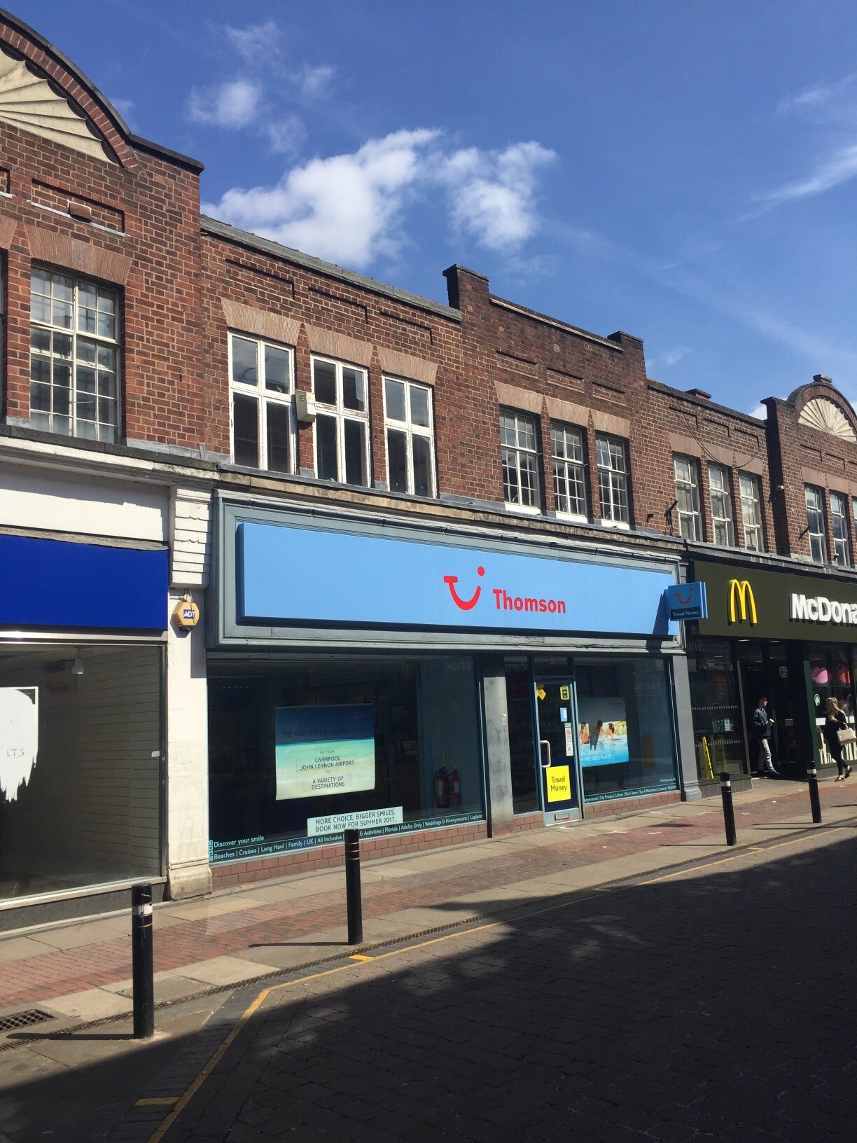 11-13 Bradshawgate, Leigh, LAN for Rent