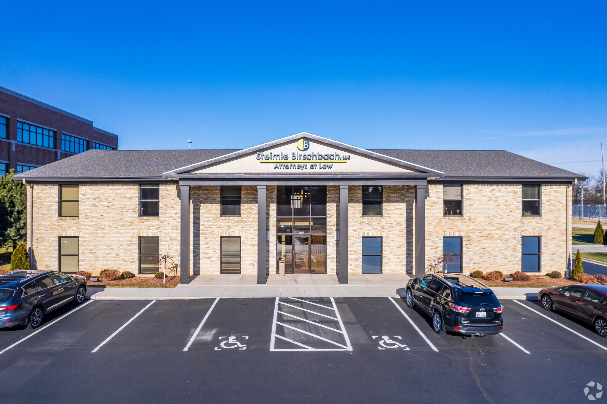 2108 Kohler Memorial Dr Sheboygan, WI 53081 Office Property for Lease